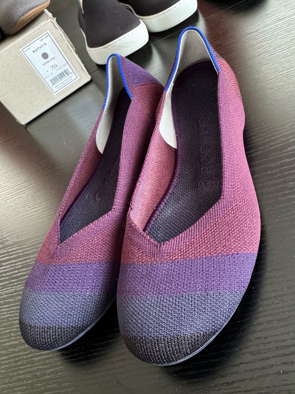 Rothys flats fits size 7